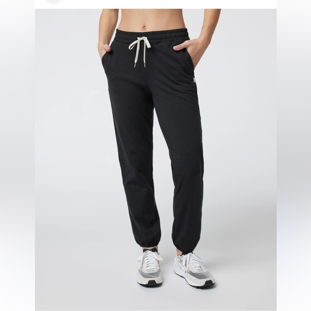 Vuori Granite Performance Jogger - Black